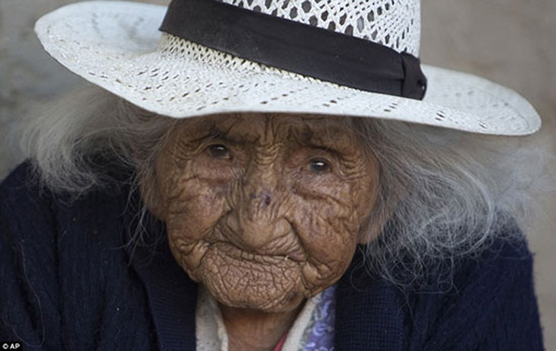 پیرترین انسان زنده روی زمین+ عکس
