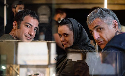 نوید محمدزاده و ترانه علیدوستی در پشت صحنه فیلم «تفریق» + عکس