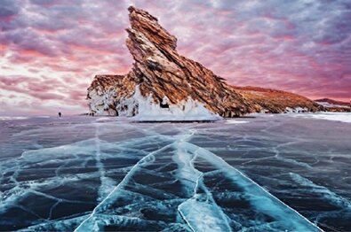 شگفت انگیزترین دریاچه یخ زده جهان