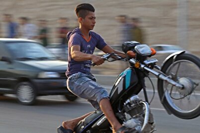 سخنگوی دولت : ۱۶ساله‌ها هم گواهینامه موتورسیکلت‌ می‌گیرند