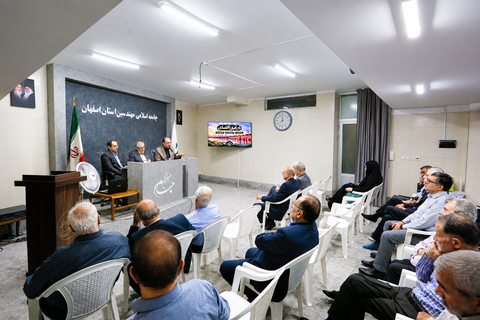 تغییر ریل گذاری از روی نیمکت ذخیره